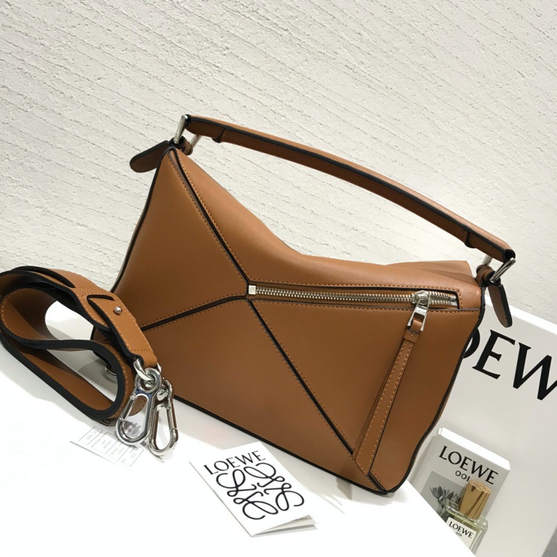 322 LOEWE羅意威 Puzzle Bag 中號羅意威幾何包 棕褐色