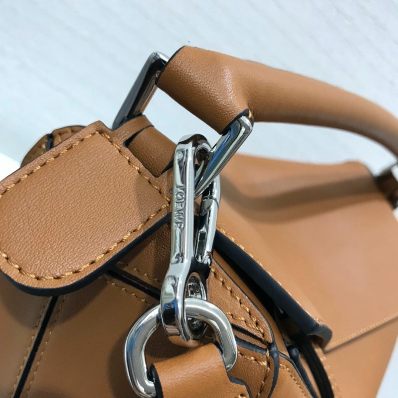 322 LOEWE羅意威 Puzzle Bag 中號羅意威幾何包 棕褐色