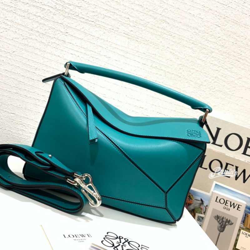 322 LOEWE羅意威 Puzzle Bag 中號(hào)羅意威幾何包 翡翠綠