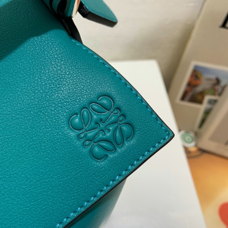 322 LOEWE羅意威 Puzzle Bag 中號(hào)羅意威幾何包 翡翠綠