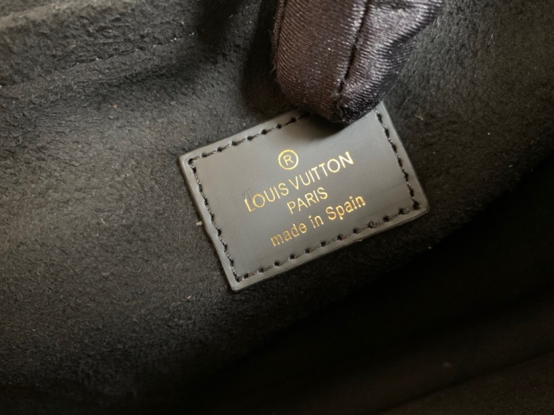 M60174 LV POCHETTE DAUPHINE 手拿包 LV達芙妮手包