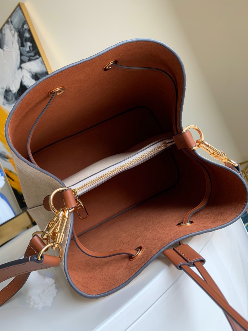 M45306 LV NEONOE 中號手袋 Monogram Empreinte 壓紋皮革女包 奶白色