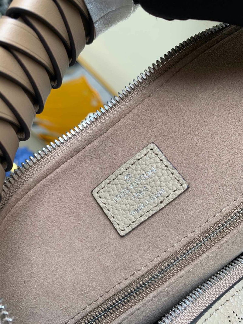 M56084 LV BEAUBOURG HOBO 中號手袋 編織皮革手柄 灰色