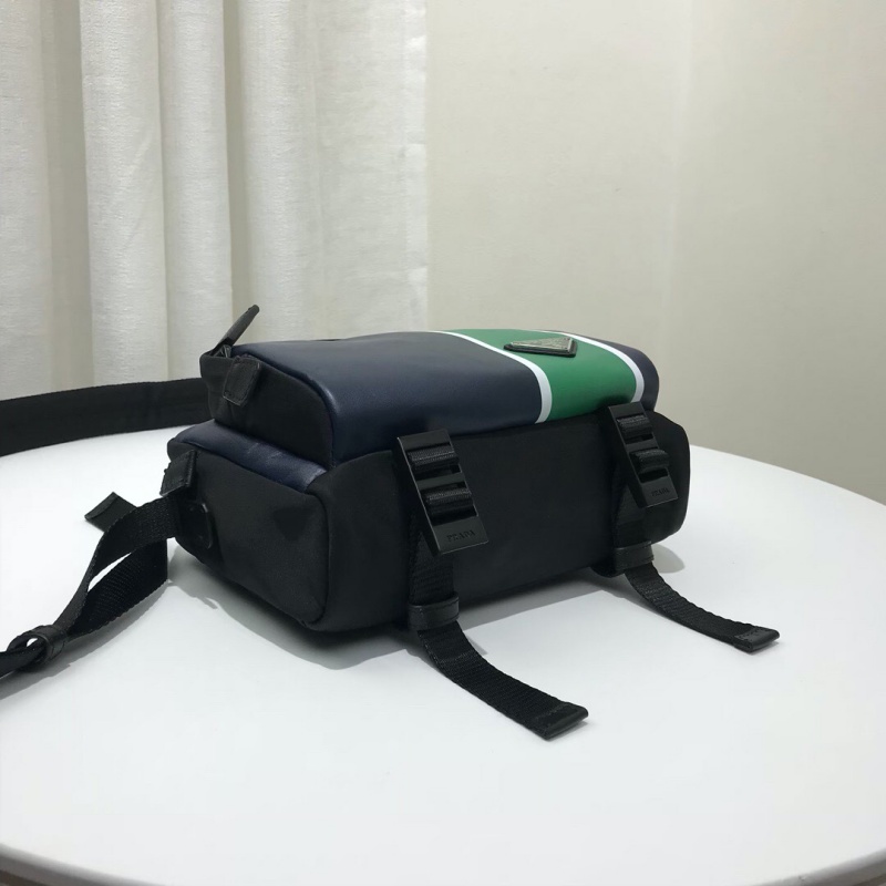 2VH043 Prada普拉達織物和皮革斜挎包 Prada郵差包 黑配綠