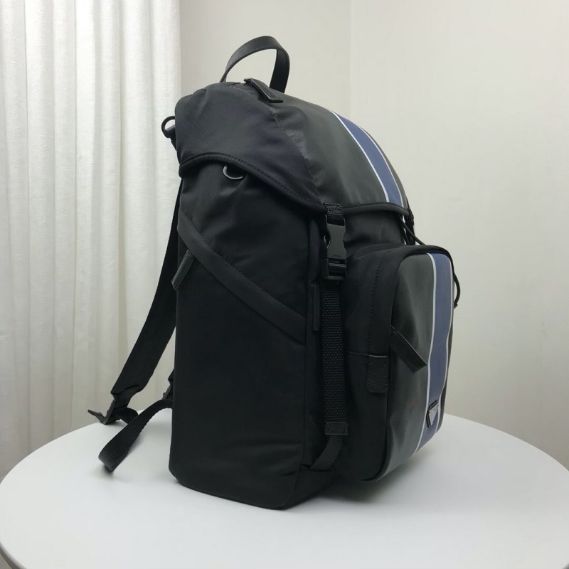 2VZ135 Prada普拉達(dá)織物和皮革背包 Prada雙肩包 黑配藍(lán)