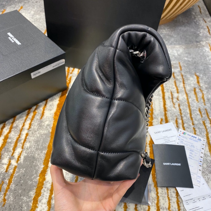 577475 YSL圣羅蘭LOULOU PUFFER中號(hào)絎縫小羊皮手袋 黑色銀扣