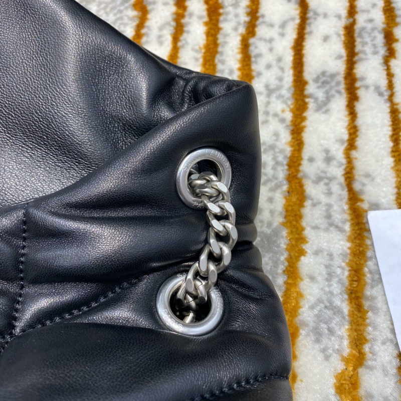 577476 YSL圣羅蘭LOULOU PUFFER小號絎縫小羊皮手袋 黑色銀扣