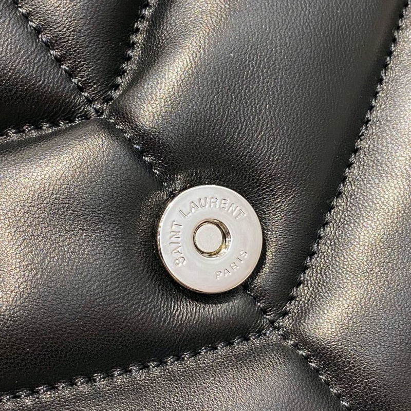 577476 YSL圣羅蘭LOULOU PUFFER小號絎縫小羊皮手袋 黑色銀扣