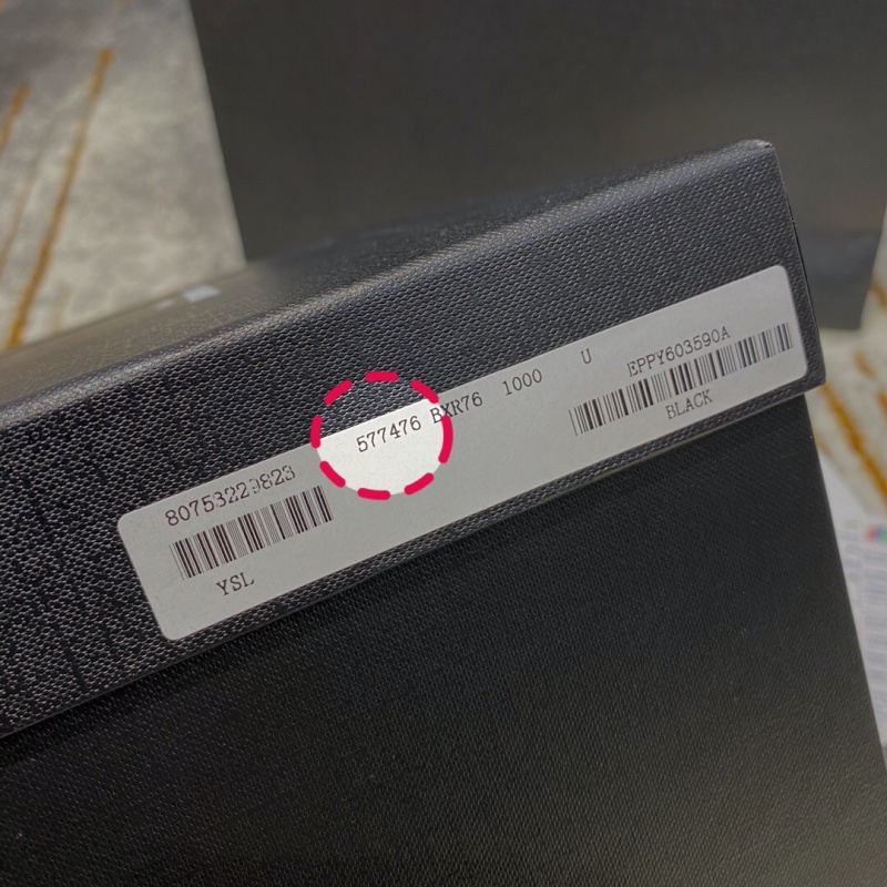 577476 YSL圣羅蘭LOULOU PUFFER小號絎縫小羊皮手袋 黑色黑扣