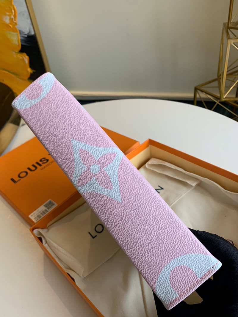 M69137 LV ESCALE 26 盥洗袋 2020新款日本絞染工藝女包 粉色