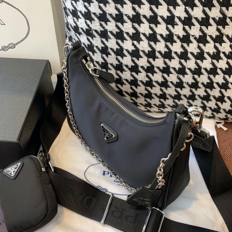 1BH204 Prada Re-Edition 2005 尼龍單肩包 普拉達三合一 黑色