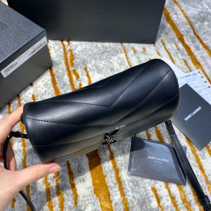 467072 YSL圣羅蘭Loulou Y形絎縫亮面黑色真皮小肩包 黑色黑扣