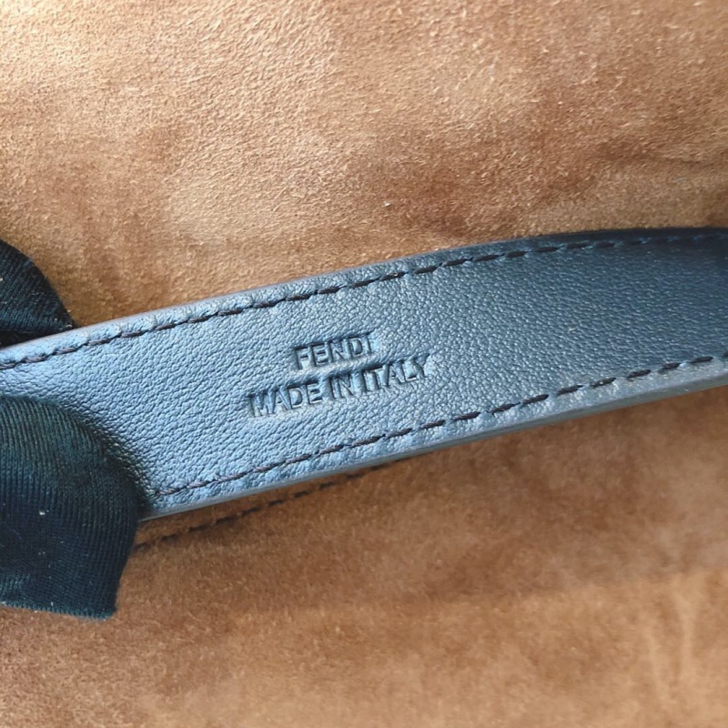 8BR778 FENDI芬迪 棕色麂皮中號(hào)黑色皮革綁帶單肩包 Fendi法棍包