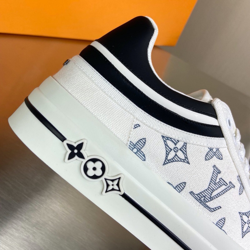 1A5UR4 LV TRAINER 運動鞋 Monogram 帆布男鞋 白色