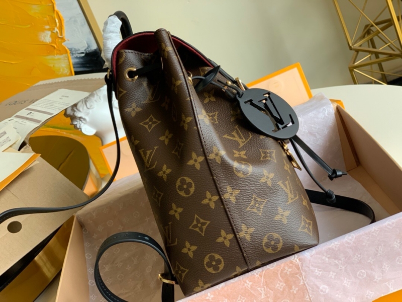 M45515 LV Montsouris 雙肩包 Monogram Empreinte 壓紋皮革背包