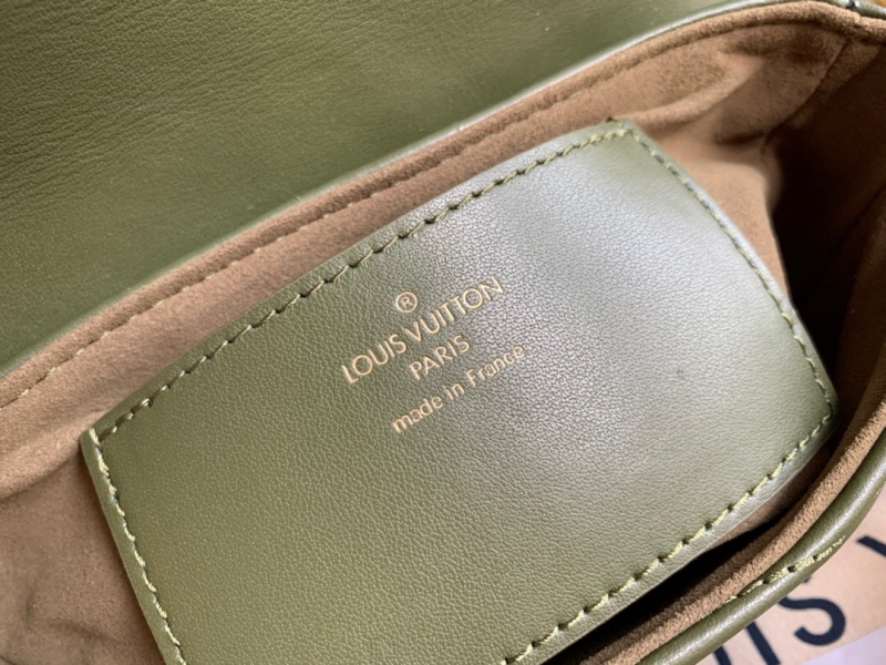 M56471 LV New Wave Multi-Pochette 手袋 LV三合一斜挎包 卡其綠