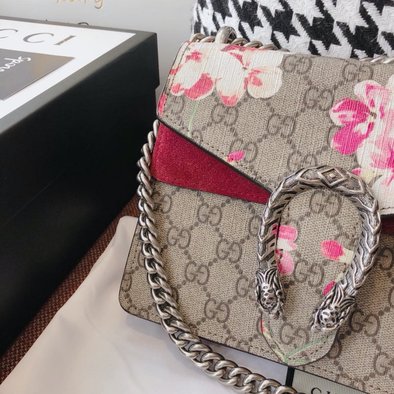 421970 Gucci Dionysus 系列Blooms印花迷你肩背包 Gucci酒神包
