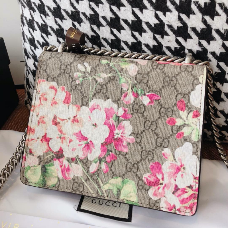 421970 Gucci Dionysus 系列Blooms印花迷你肩背包 Gucci酒神包