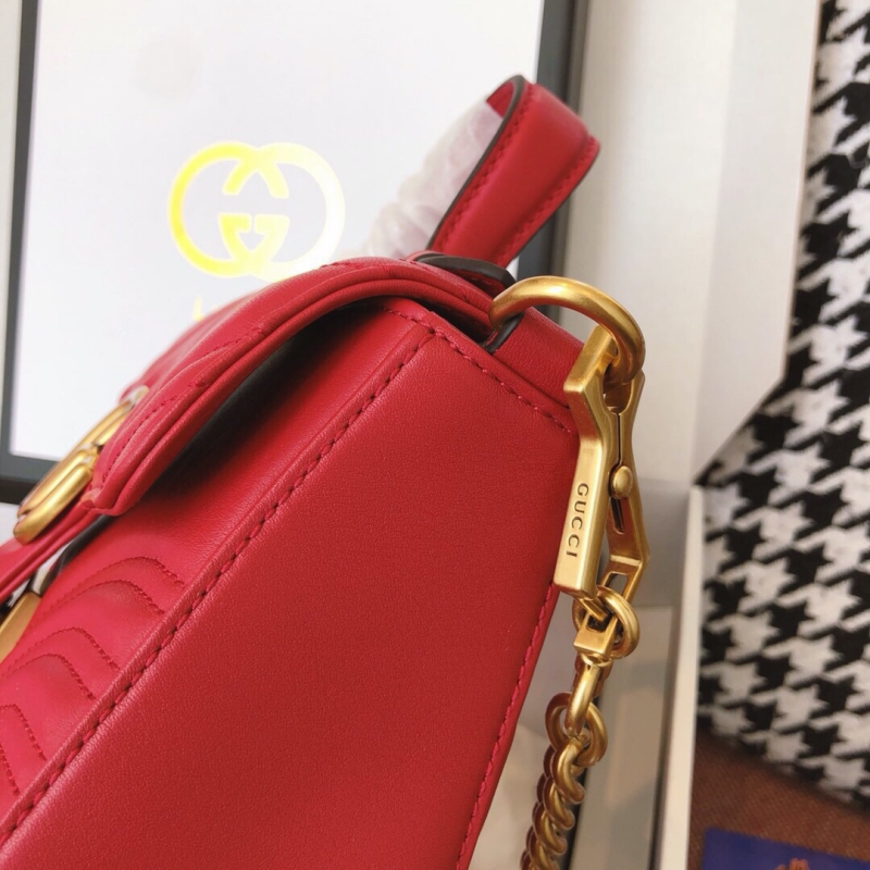 547260 Gucci GG Marmont系列迷你手提包 絎縫V型皮革 紅色