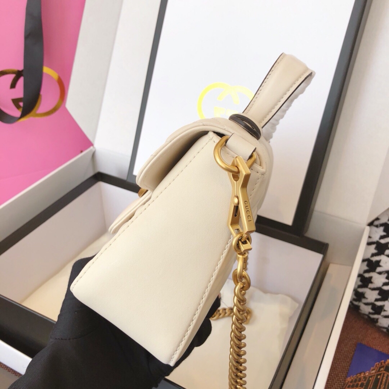 547260 Gucci GG Marmont系列迷你手提包 絎縫V型皮革 白色