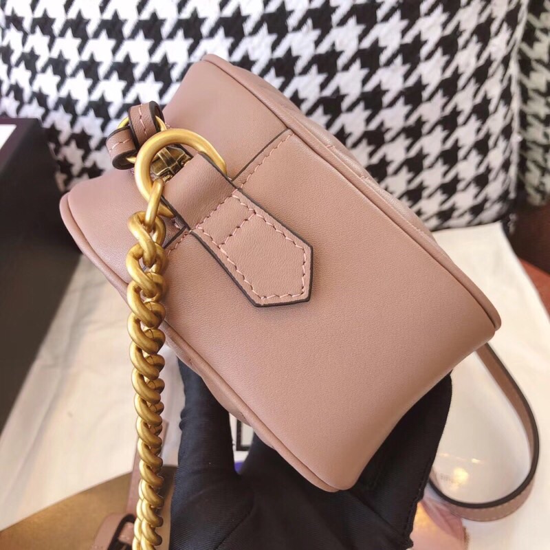 447632 Gucci GG Marmont系列小號絎縫肩背包 古馳相機包 裸色