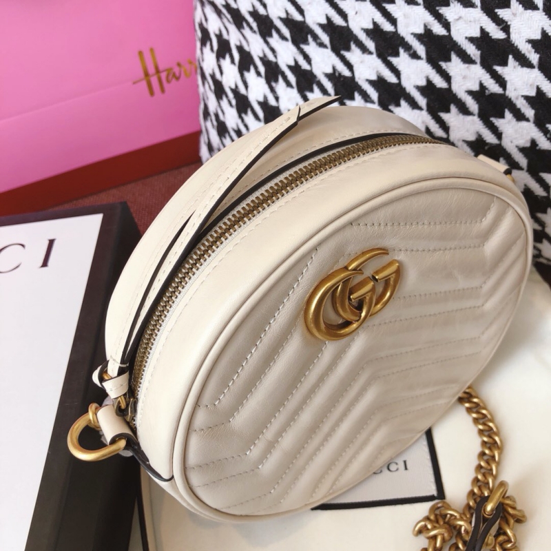 550154 Gucci GG Marmont系列圓形迷你肩背包 古馳圓餅包 白色