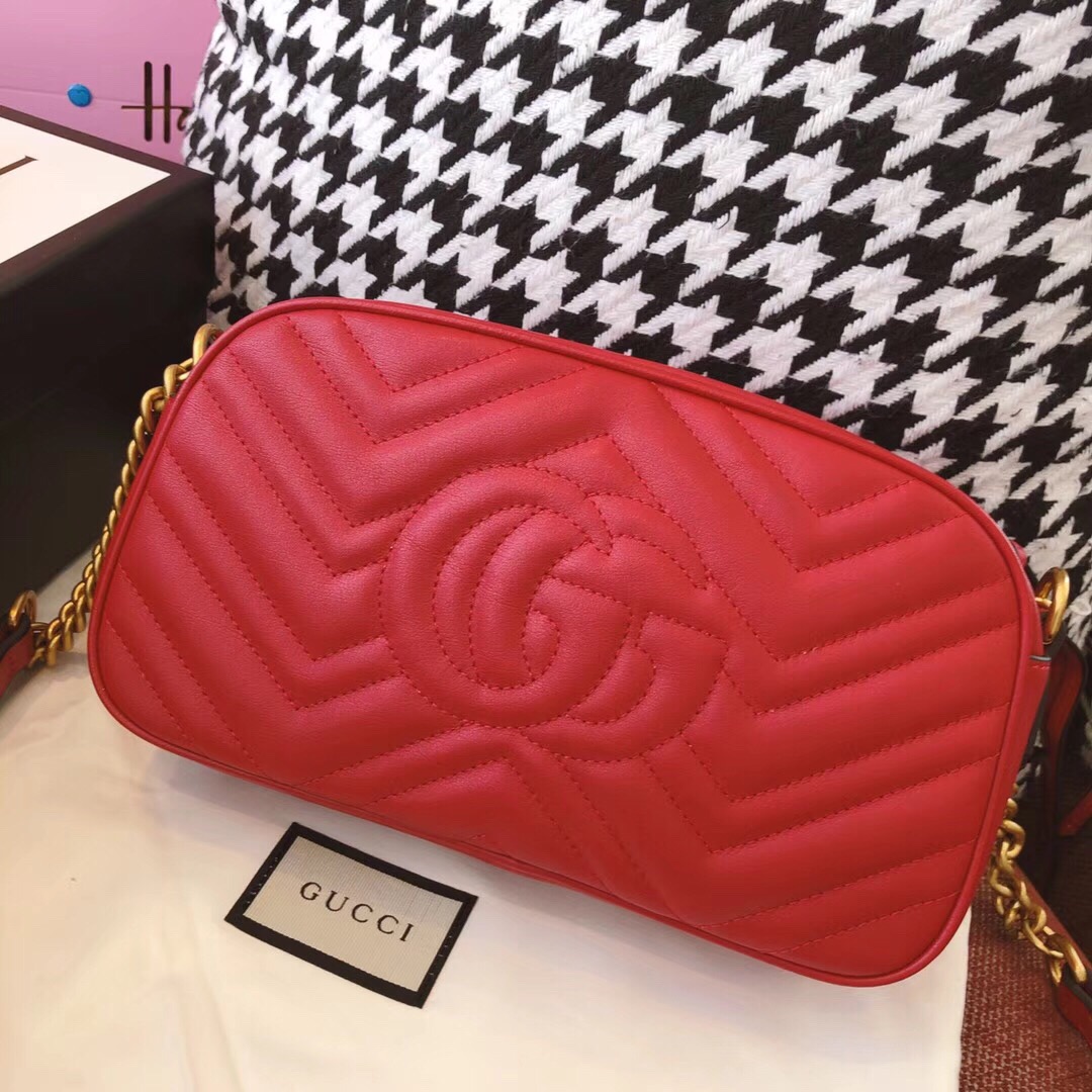 447632 Gucci GG Marmont系列小號絎縫肩背包 古馳相機包 紅色