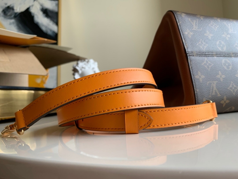 M45376 LV FOLD TOTE 中號手袋 Monogram 帆布配小牛皮女包 奶白色