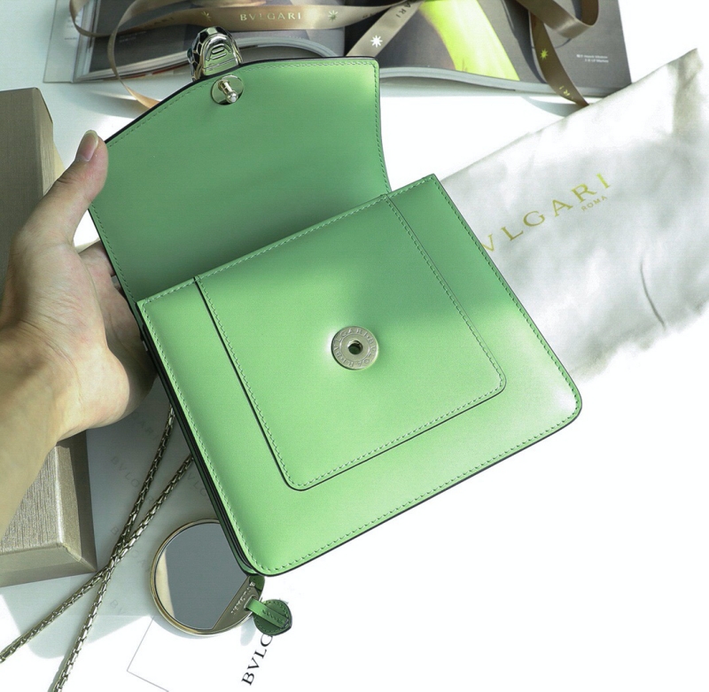 Bvlagari寶格麗 Serpenti Forever系列翻蓋女包 寶格麗手提蛇頭包 綠色