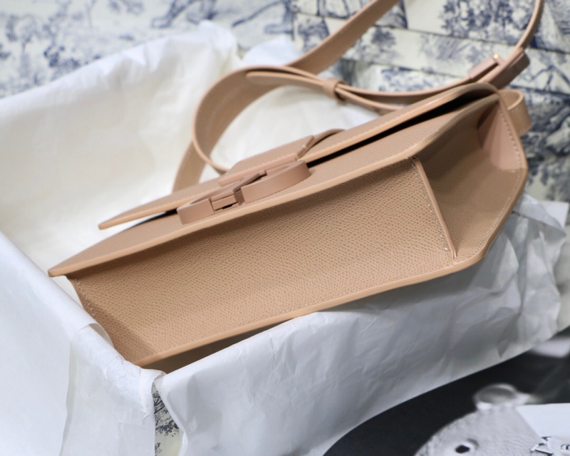 M9203 Dior 30 Montaigne 手袋 迪奧蒙田包 緋紅色啞光粒面牛皮革