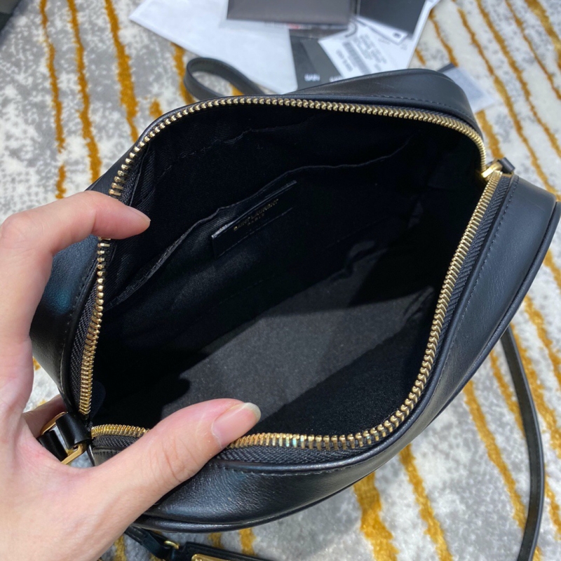 520534 YSL圣羅蘭女包 LOU CAMERA BAG 黑色小牛皮相機包 金扣