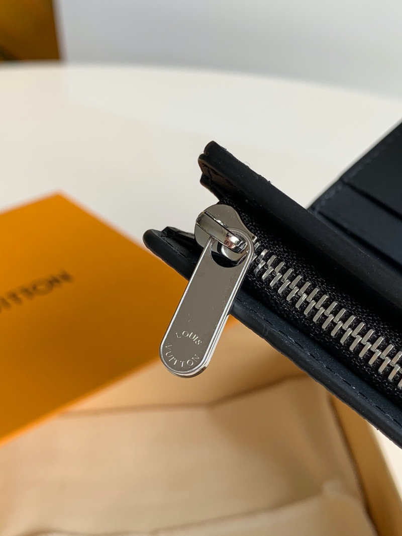 M67498 LV IRIS XS 錢夾 LV錢包女士三折短夾 黑色