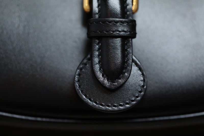 M9319 迪奧 Dior Bobby 中號(hào)手袋 光面牛皮革 黑色