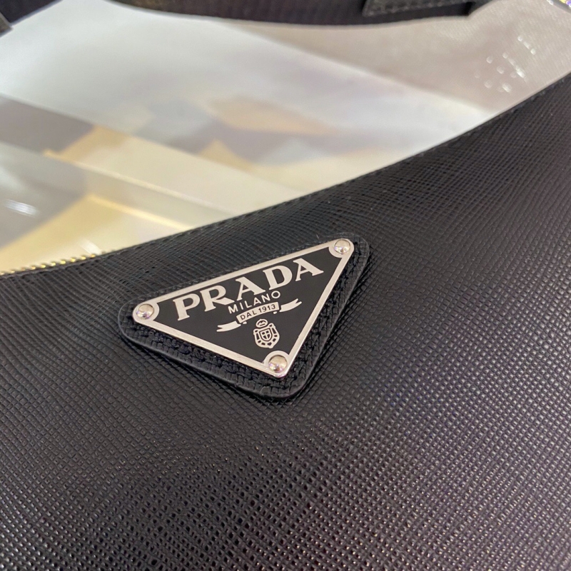 2VH113 Prada普拉達(dá)Saffiano 皮革單肩包 三合一郵差包 黑色