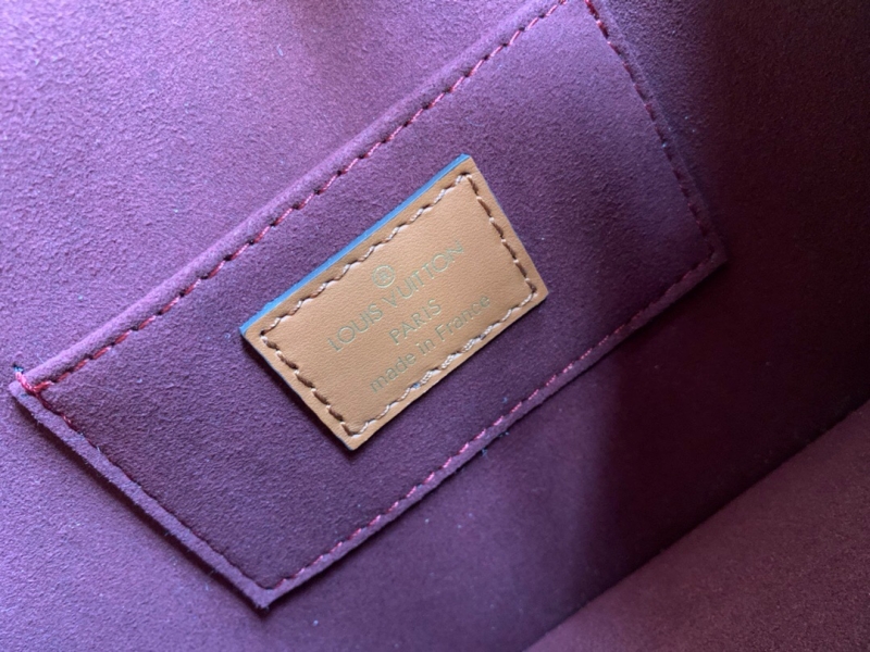 M57172 LV DAUPHINE 迷你手袋 LV1854新款達(dá)芙妮 棕紅色