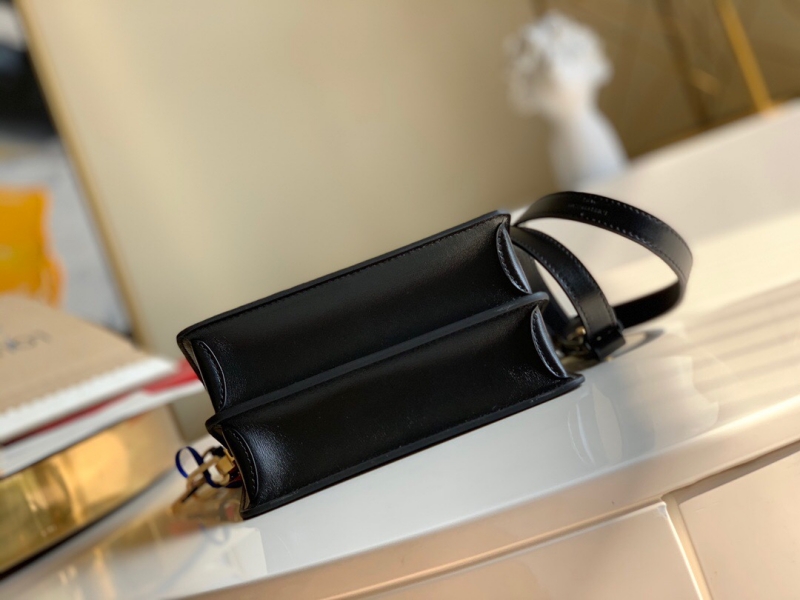 M57172 LV DAUPHINE 迷你手袋 LV1854新款達(dá)芙妮 棕紅色