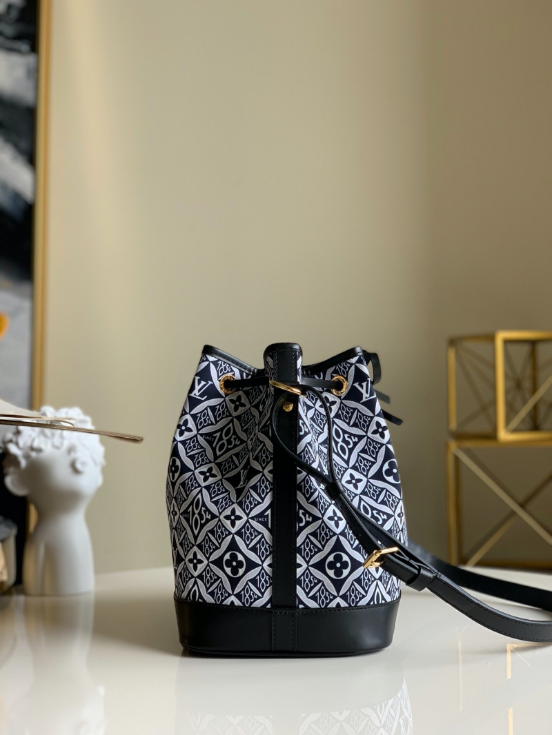 M57154 LV PETIT NOE 手袋 LV1854新款水桶包 棕紅色