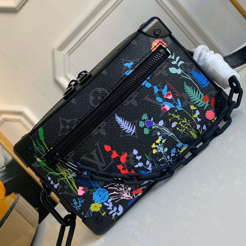 M69072 LV Mini SOFT TRUNK 鏈條包 男士花卉印花盒子包