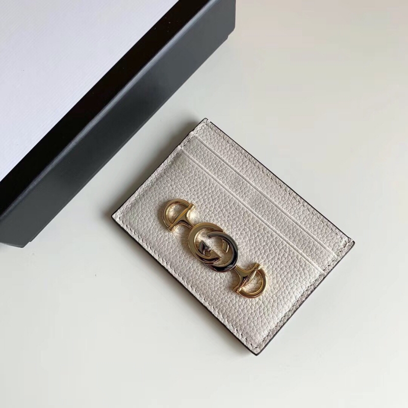 570679 Gucci Zumi系列卡片夾 粒面皮革卡包 白色