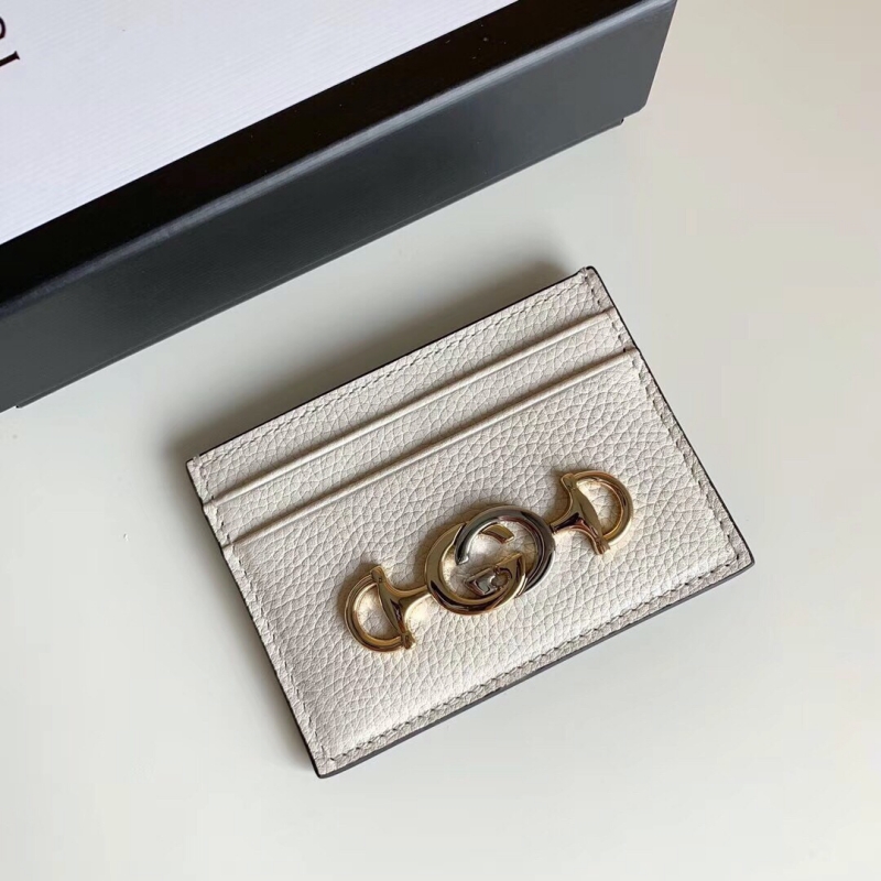 570679 Gucci Zumi系列卡片夾 粒面皮革卡包 白色