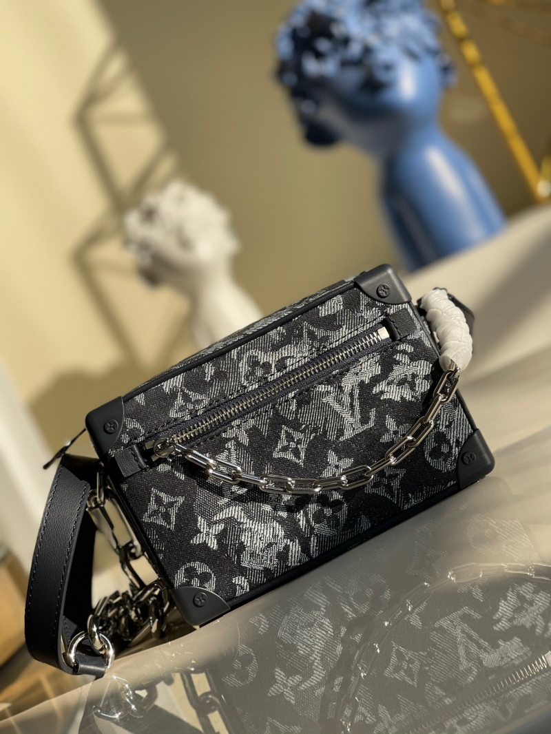 M80033 LV MINI SOFT TRUNK 鏈條包 男士盒子包