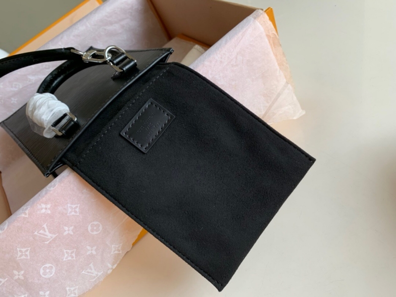 M69441 LV PETIT SAC PLAT 手袋 Epi 皮革托特包 黑色