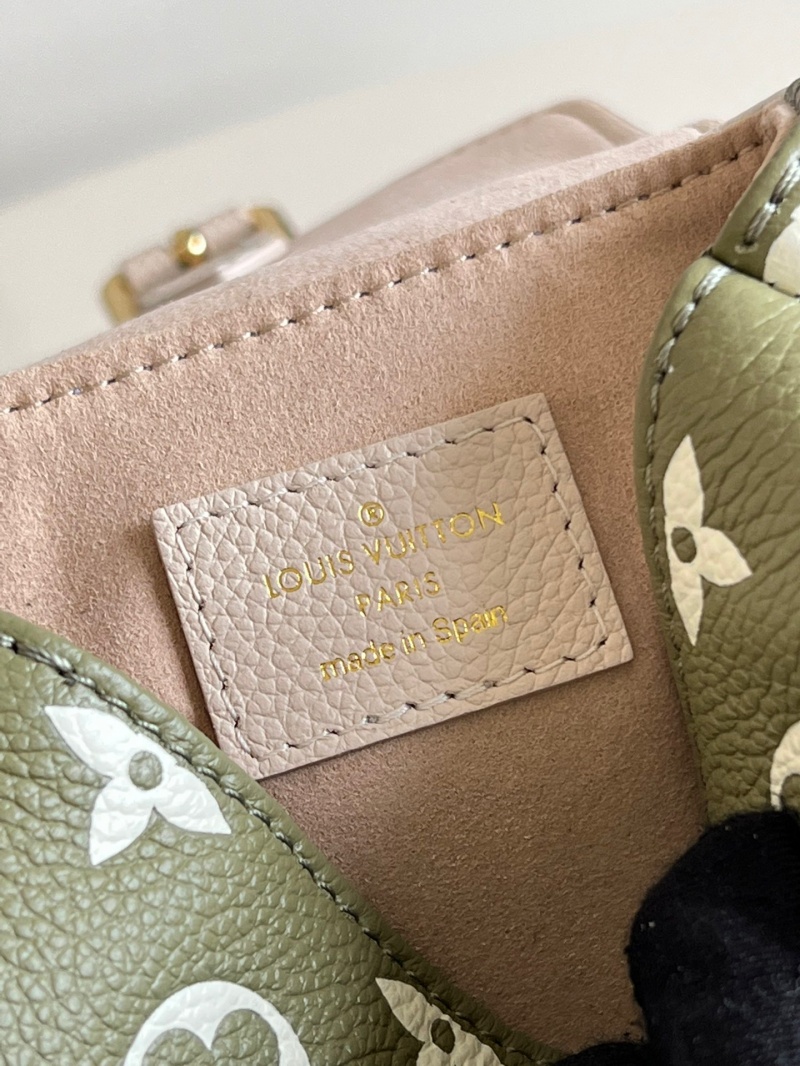 M81351 LV TINY 雙肩包 Monogram 壓紋軟粒面牛皮女士背包 綠色