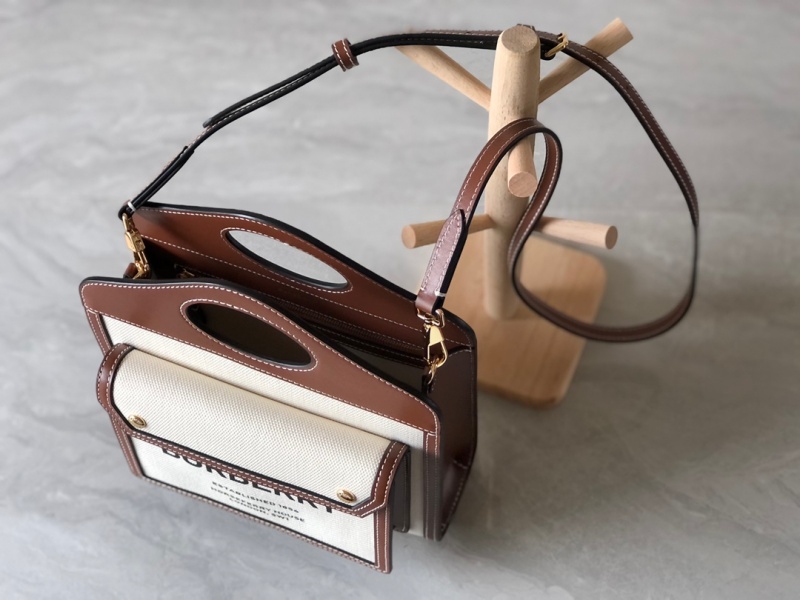 80367841 巴寶莉Burberry小號雙色帆布拼皮革口袋包 巴寶莉托特包 棕色