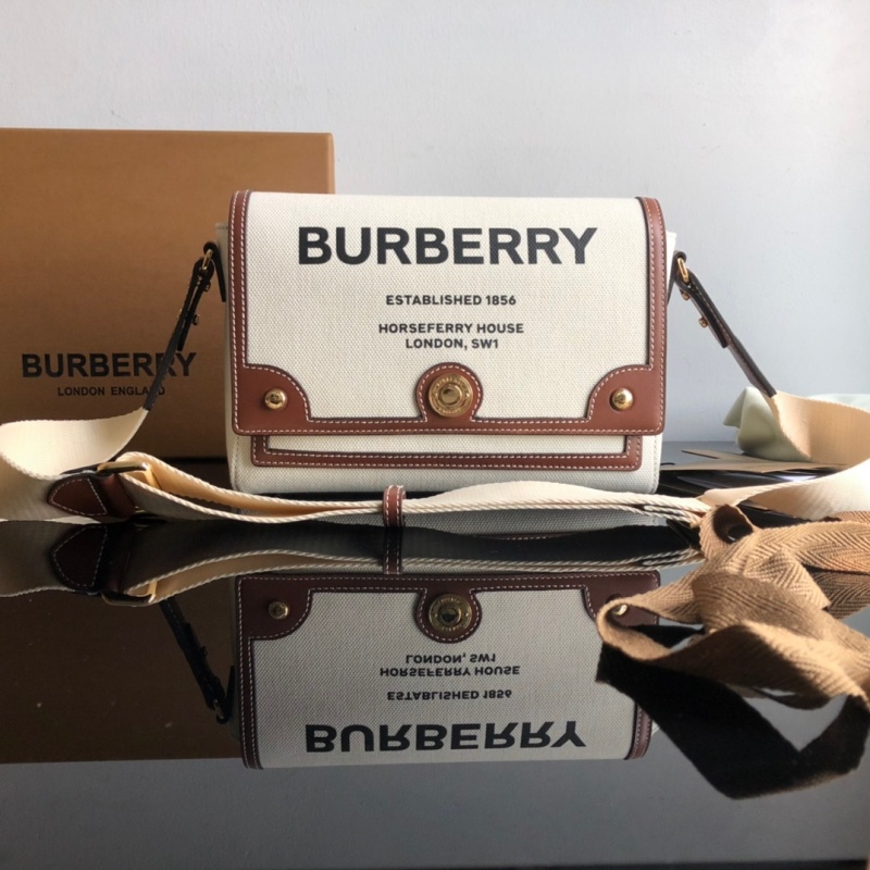 80302491 巴寶莉BurberryHorseferry 印花帆布 Note 斜背包 巴寶莉郵差包 棕色