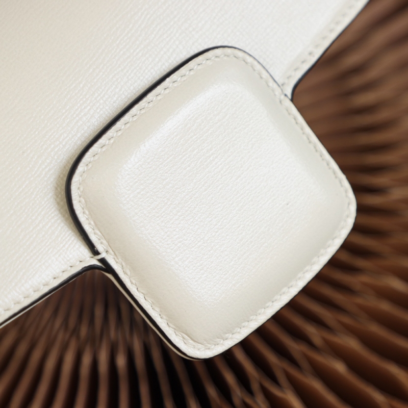 658574 Gucci 馬銜扣1955系列GG迷你手袋 Gucci馬鞍包 白色皮革