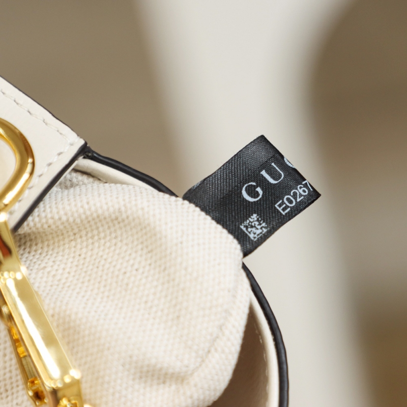 658574 Gucci 馬銜扣1955系列GG迷你手袋 Gucci馬鞍包 白色皮革