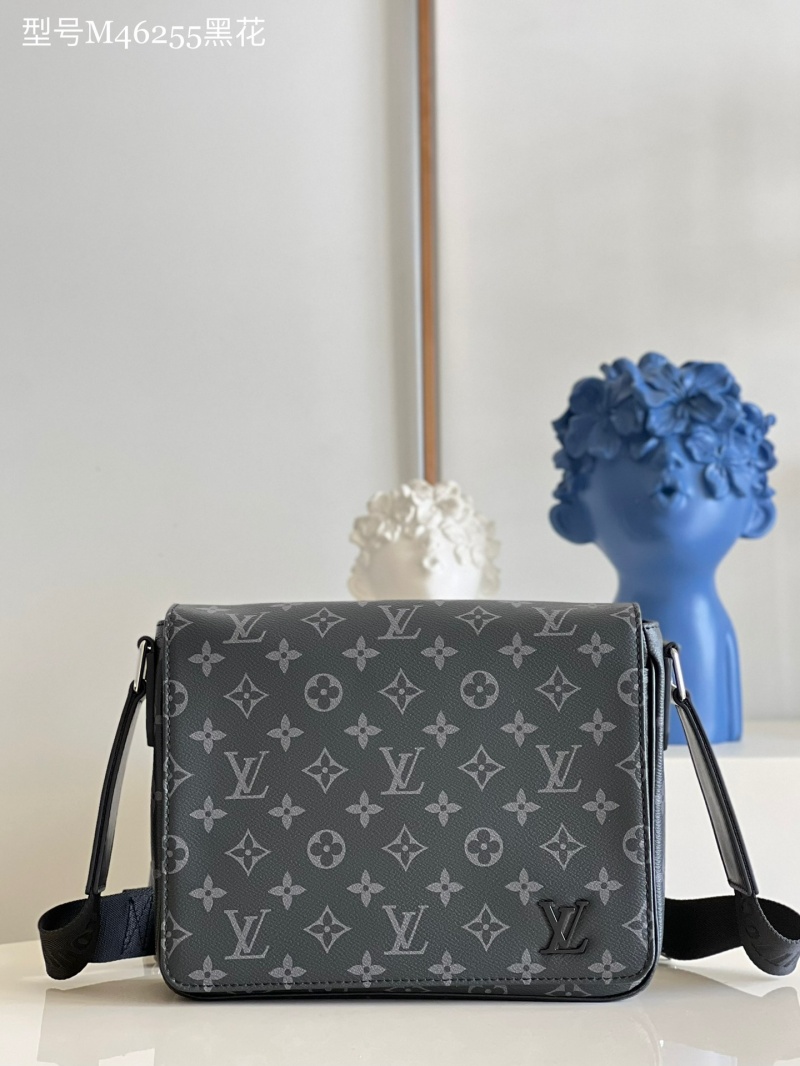 M46255 LV DISTRICT 小號郵差包 Monogram Eclipse 帆布男士單肩斜挎包