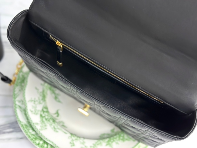 M9243 迪奧DIOR CARO 大號手袋 柔軟牛皮革藤格紋 黑色