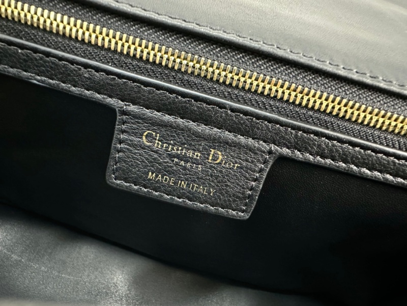 M9243 迪奧DIOR CARO 大號手袋 柔軟牛皮革藤格紋 黑色